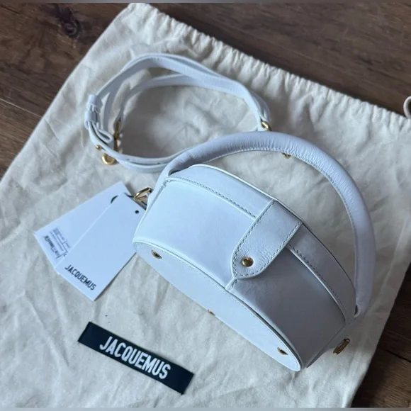 JACQUEMUS-AUTHENTIC Imported (NWT) White Leather La Boîte à Gateaux Hand Bag - Picture 14 of 16